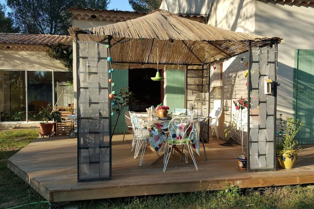 L'Oliveraie En Provence Lambesc Dış mekan fotoğraf